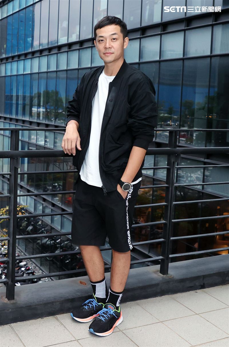 姚元浩三立新聞網專訪。（記者邱榮吉/攝影）