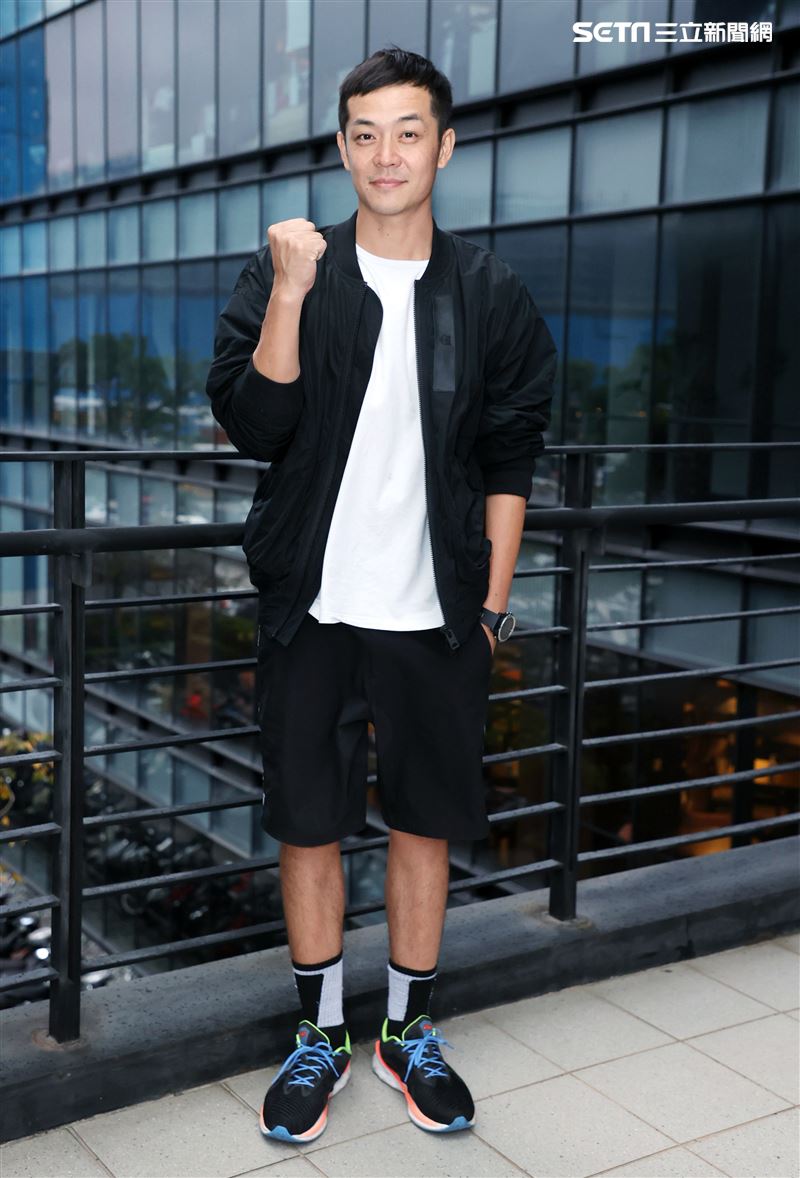 姚元浩三立新聞網專訪。（記者邱榮吉/攝影）