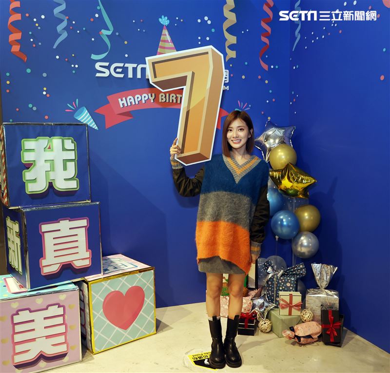 蔡黃汝祝福三立新聞網7周年生日快樂。（記者邱榮吉/攝影）