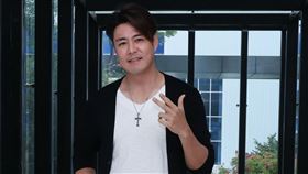 劉至翰三立新聞網專訪。（記者邱榮吉/攝影）