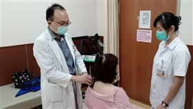 刮痧(圖／安南醫院提供)