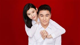 賭王四太的三子何猷君去年與超模奚夢瑤結婚。（圖／翻攝自奚夢瑤IG）