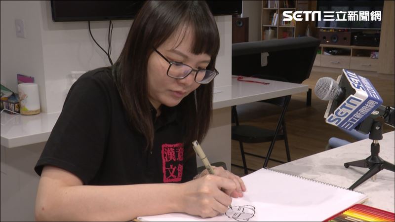 骨肉癌畫家／她拿畫筆為世界重新上色