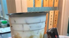 珍珠美人魚,珍珠,鮮奶,飲料(翻攝自 爆廢1公社)