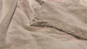 浴巾,擦地布,房務,小被被(翻攝自 爆怨2公社)