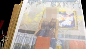 她KTV狂灑150瓶香檳！噴50萬不付錢⋯老父打工還錢▲。（圖／翻攝自微博）