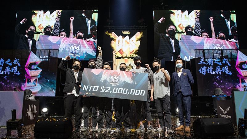 總冠軍出爐！MAD抱回200萬獎金