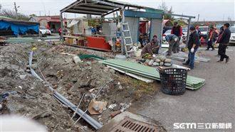 小五生求救志工蓋新家「拆光」嬤孫擠破屋