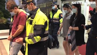 娃娃機店藏賭場　警上門美女荷官驚呆