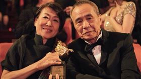 金馬52/金馬獎 /侯孝賢導演跟老婆/最佳導演。翻攝金馬影展臉書