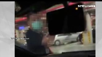 男擋車求讓位遭拒　竟動手搥車怒嗆婦