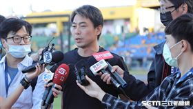 ▲統一獅總教練林岳平賽前接受媒體訪問。（圖／記者劉彥池攝影）
