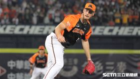▲統一獅洋投布雷克總冠軍賽第7戰登板後援。（圖／記者劉彥池攝影）