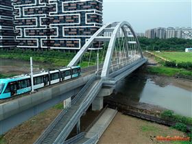 侯友宜宣布淡海輕軌藍海線 於11月15日通車營運（圖／新北市政府）