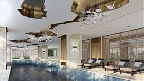 ▲豪華室內溫水泳池，不必出門就能在家放鬆。（圖／興富發提供）