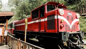 台南往返嘉義奮起湖迷糊步道、老街1日每人399元起。（圖／雄獅提供）