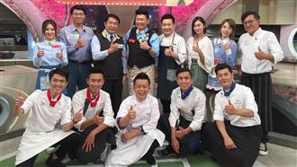 謝龍介對尬黃偉哲　首登型男嗆聲開砲