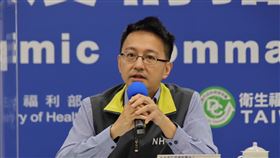 今(9)日中央流行疫情指揮中心醫療整備組羅一鈞副組長及小兒專科陳映庄醫師說明【國內新增1例境外移入COVID-19病例，烏克蘭籍女子來台工作確診】及【呼籲父母儘快帶學齡前嬰幼兒施打公費流感疫苗】(中央流行疫情指揮中心提供）