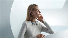 vivo宣布，將於明（11/11）起至11/15在台北三創和高雄夢時代體驗店推出限時閃購優惠（圖／品牌提供）