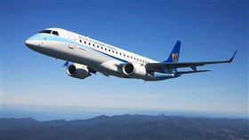 華信航空今天10日宣布，特別推出「雙11瘋國旅、快閃折600元」活動。（圖／華信航空提供）