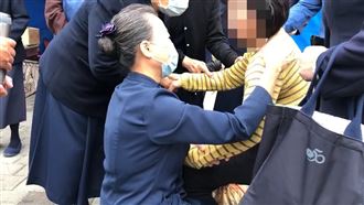 「女兒去修行了」女警母親靈堂哭斷腸