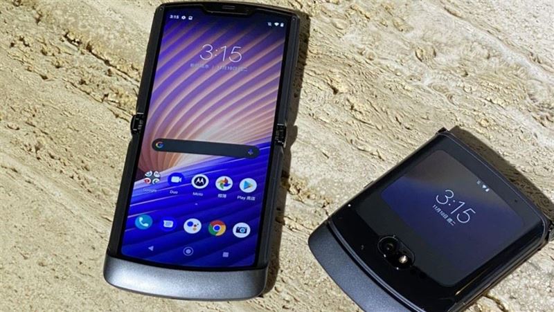 Moto經典刀鋒機！5G版近5萬元