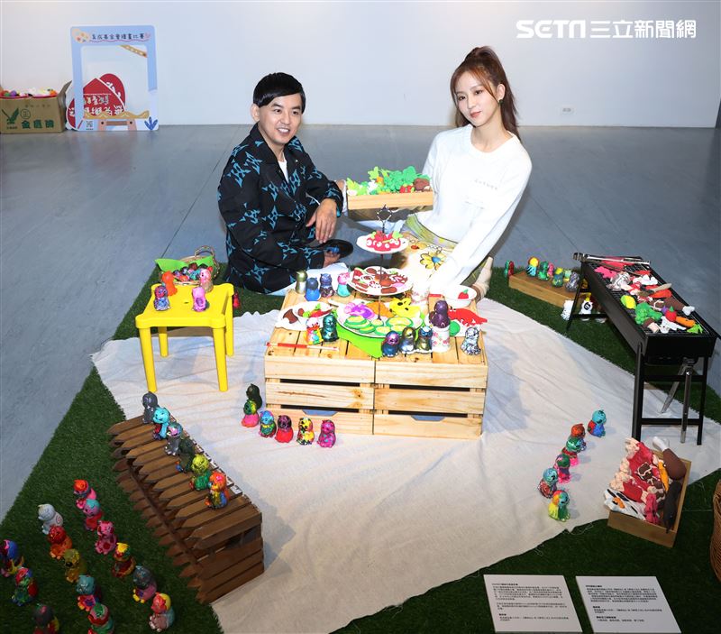 黃子佼、周曉涵出席育成基金會公益活動。（記者邱榮吉/攝影）