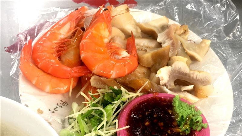 4蝦100嫌太貴　闆嗆男沒去過市場