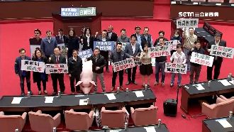 藍8度杯葛　蘇貞昌：道具豬也煩死了