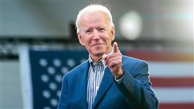 美國媒體宣布民主黨總統候選人拜登勝選，但握有政權交接資源的總務署長仍未簽署文件確認拜登當選，恐使交接過程受阻。（圖取自instagram.com/joebiden）