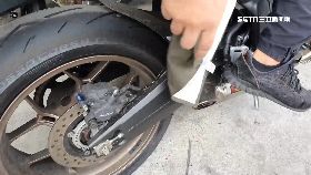 文 騎車捲危機1200