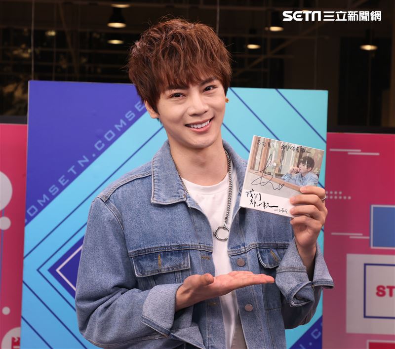 古曜威安安大明星。（記者邱榮吉/攝影）