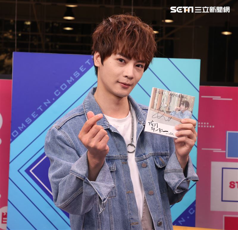 古曜威安安大明星。（記者邱榮吉/攝影）