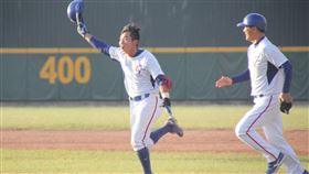 ▲中華培訓隊李亦崴擊出再見安打。（圖／中華棒協提供）