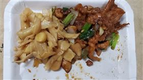 大頭菜,薑,自助餐(翻攝自 爆怨2公社)