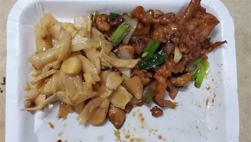 以為是大頭菜　他一口咬下後悔了