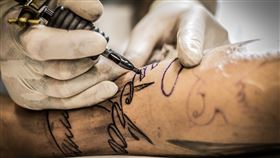 刺青,年輕人,愛的印記,紋身,分手,pixabay