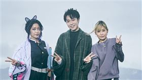 陳珊妮再度執導吳青峰最新MV〈迷幻〉 環球音樂提供