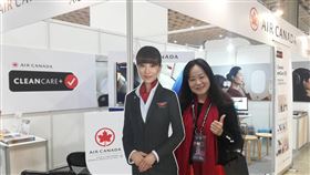 台北國際旅展登場　加航成唯一設攤航空業「2020 ITF台北國際旅展」30日在台北南港展覽館一館登場，加拿大航空是唯一參展設攤的航空公司，加航台灣區總經理陳美至表示，目前加航仍預計2021年3月底復飛台灣。中央社記者汪淑芬攝　109年10月30日