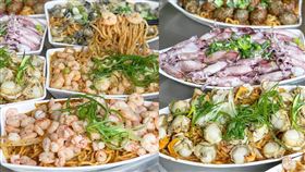 網友分享舖滿大尺寸蝦仁的炒意麵，讓網友看了口水直流。（圖／翻攝自臉書社團「美食公社」）