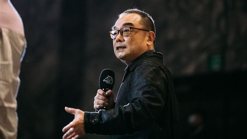 易智言一句話　張孝全呻吟喘息狂缺氧