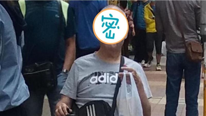 一代歌王晚景淒涼　坐輪椅憔悴樣曝光