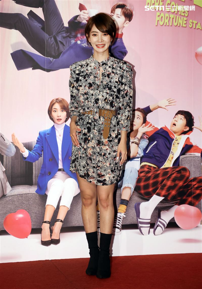 李亦捷出席華劇 「廢財闖天關」首映。（記者邱榮吉/攝影）