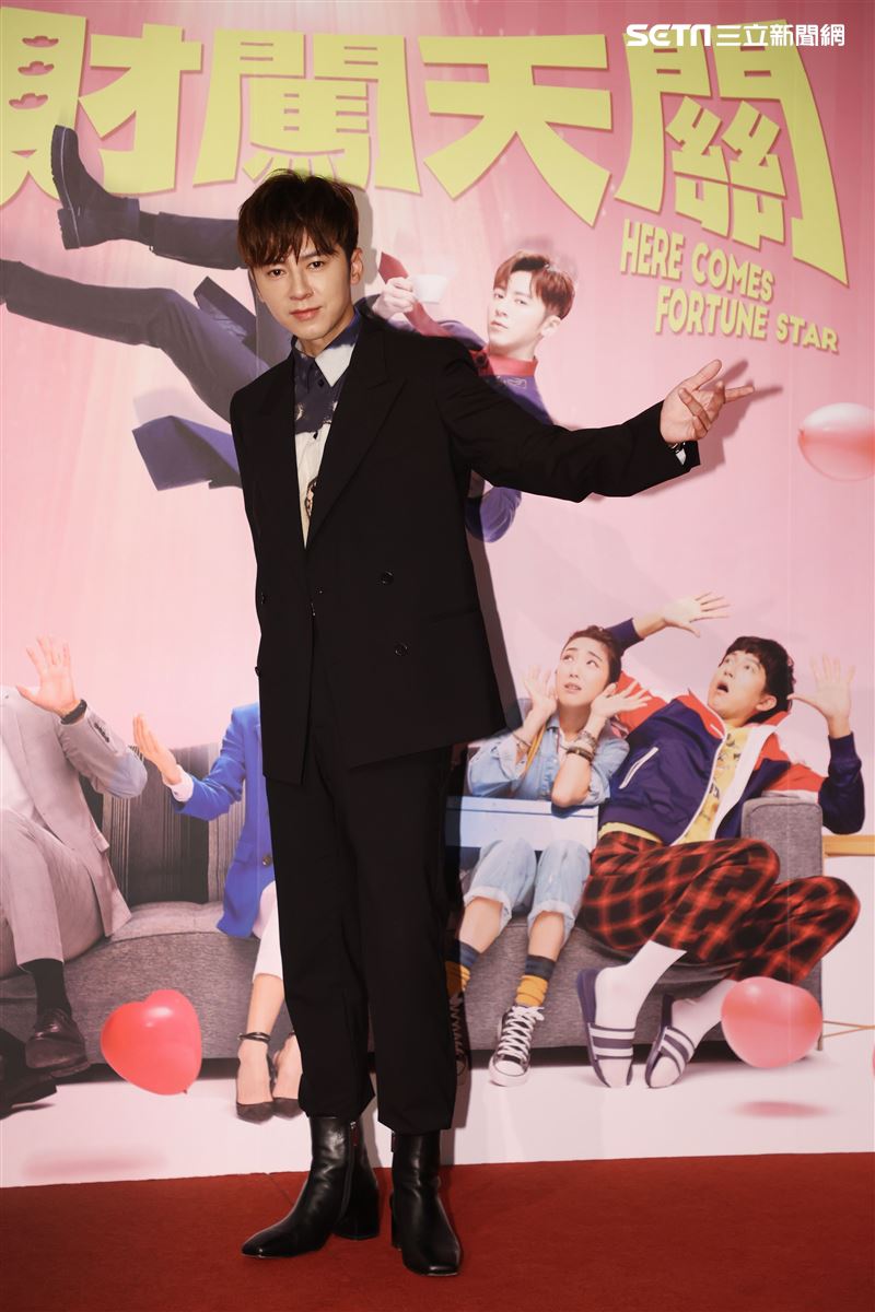 李國毅出席華劇 「廢財闖天關」首映。（記者邱榮吉/攝影）