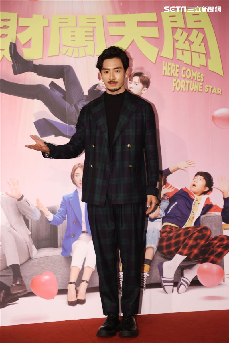 管麟出席華劇 「廢財闖天關」首映。（記者邱榮吉/攝影）