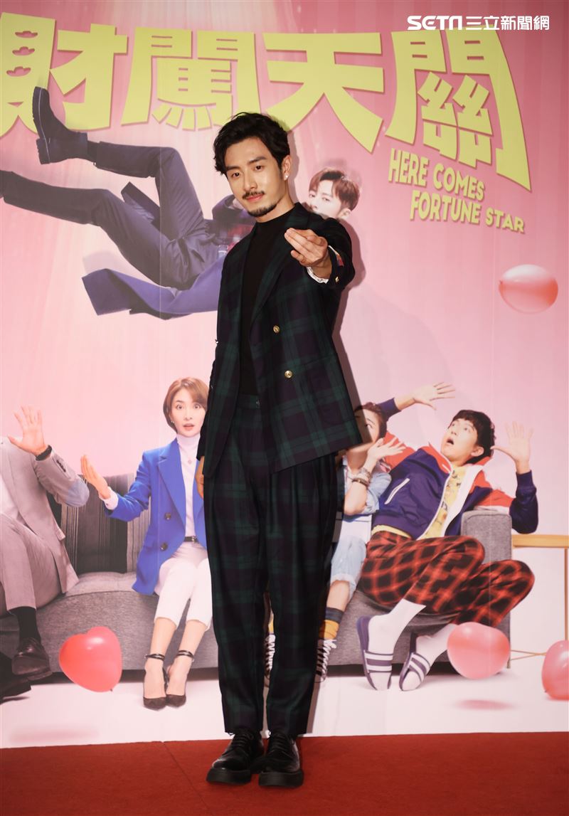管麟出席華劇 「廢財闖天關」首映。（記者邱榮吉/攝影）