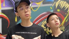 酷炫、少安。（圖／翻攝自臉書）