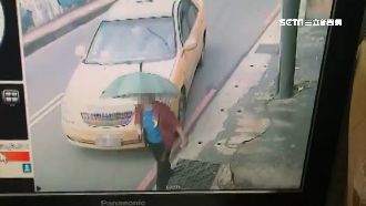 婦倒地以為自摔　監視器揪出小黃撞的