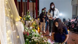 「你有看到嗎？」同學追思會哭紅雙眼