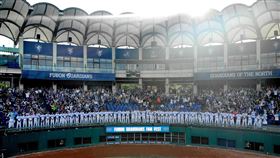 富邦悍將球迷會大合照。（圖／富邦悍將提供）